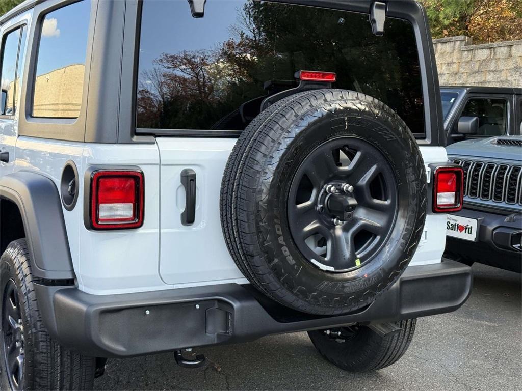 new 2026 Jeep Wrangler car, priced at $38,737