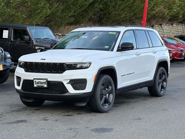 new 2025 Jeep Grand Cherokee car, priced at $37,818