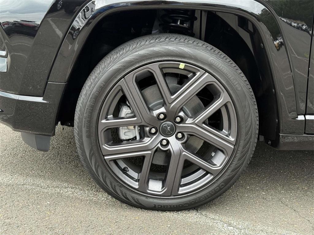 new 2025 Jeep Compass car, priced at $32,156