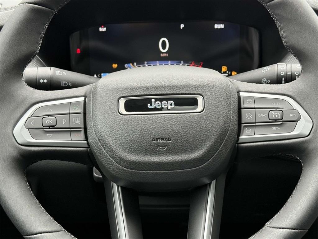 new 2025 Jeep Compass car, priced at $32,156