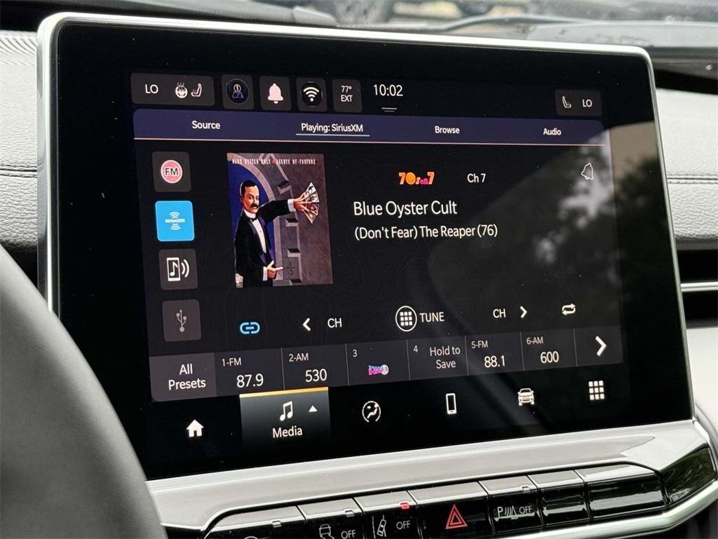 new 2025 Jeep Compass car, priced at $30,006