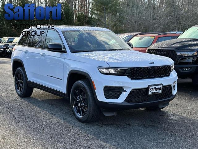 new 2025 Jeep Grand Cherokee car, priced at $39,345