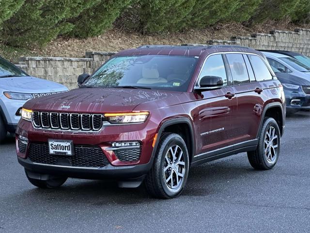 new 2025 Jeep Grand Cherokee car, priced at $43,303