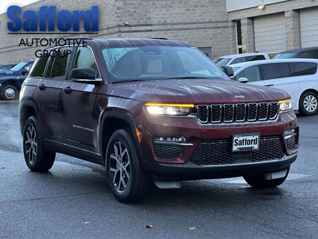 new 2025 Jeep Grand Cherokee car, priced at $43,303