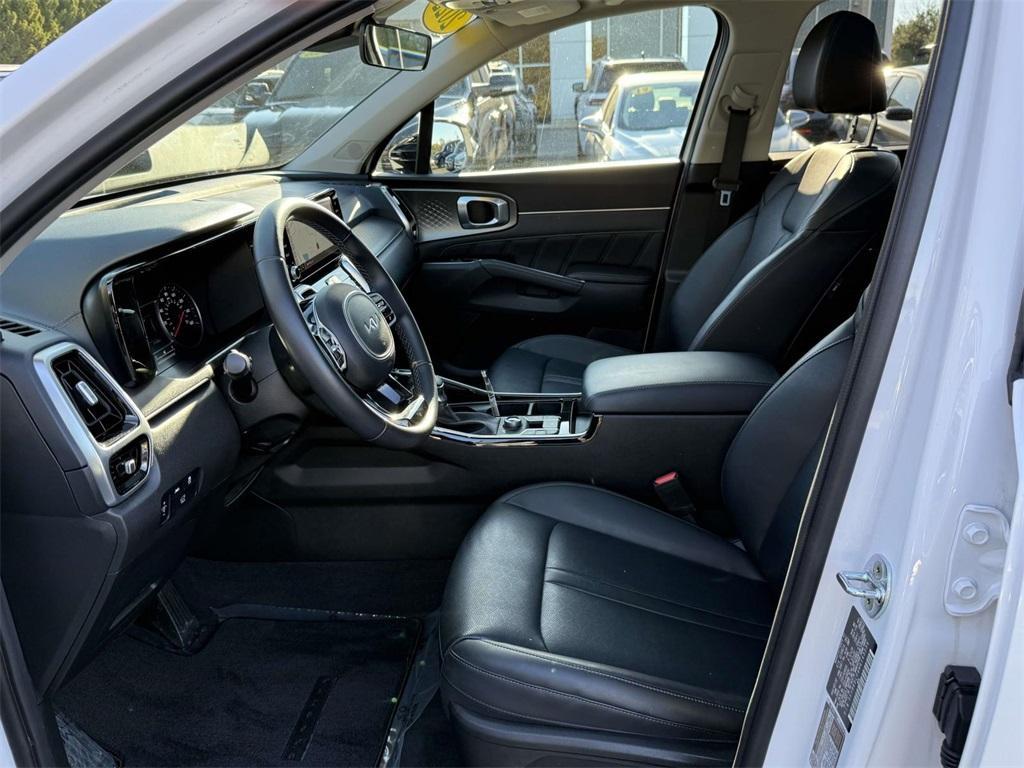 used 2022 Kia Sorento car, priced at $29,609