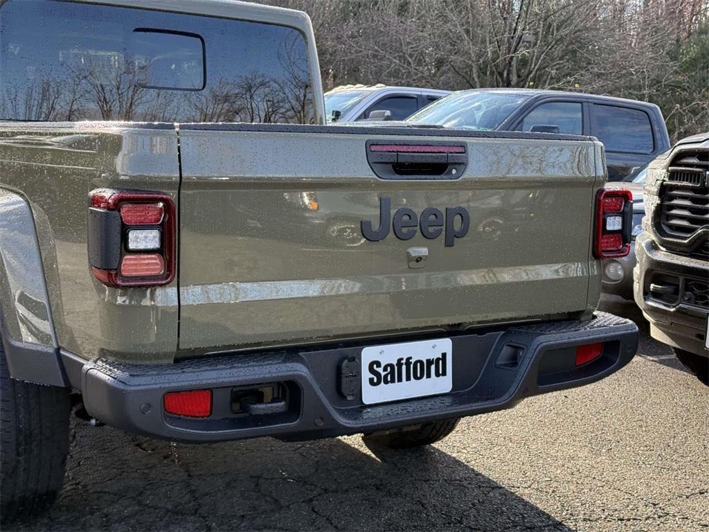 new 2026 Jeep Gladiator car, priced at $45,810