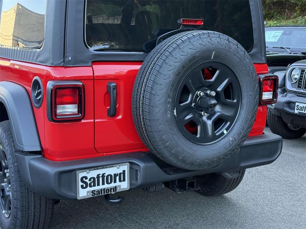 new 2025 Jeep Wrangler car, priced at $32,654