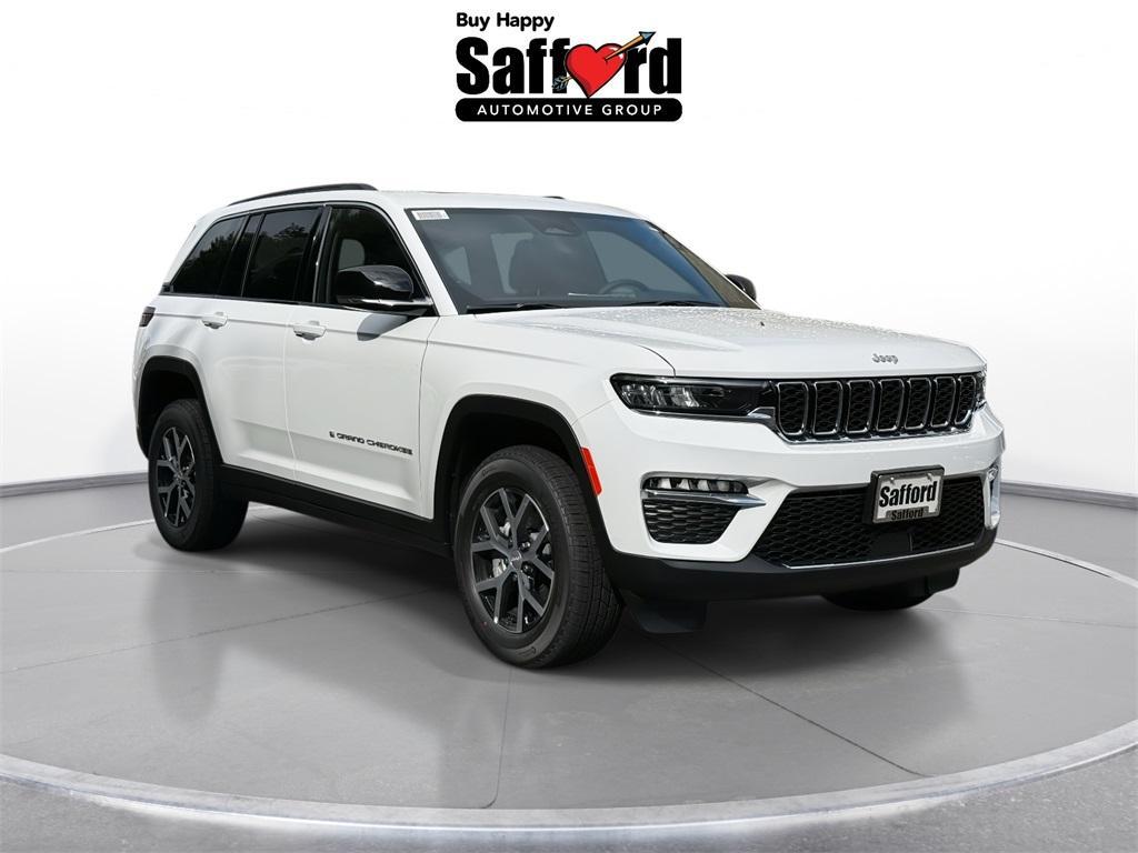 new 2025 Jeep Grand Cherokee car, priced at $41,803