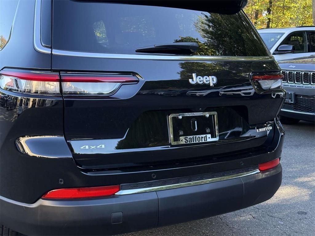 new 2025 Jeep Grand Cherokee L car, priced at $44,677