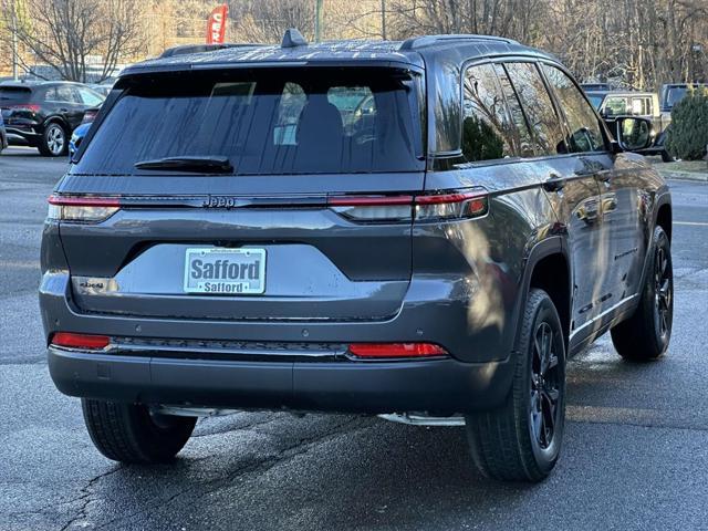 new 2025 Jeep Grand Cherokee car, priced at $39,881