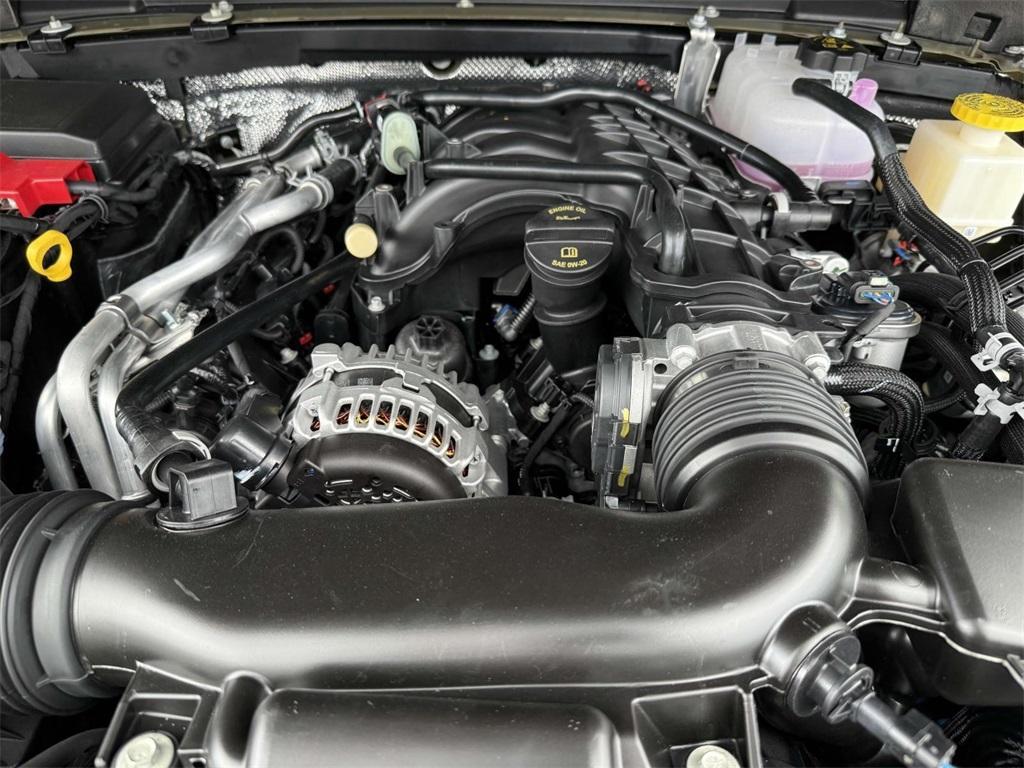 new 2025 Jeep Gladiator car, priced at $43,481
