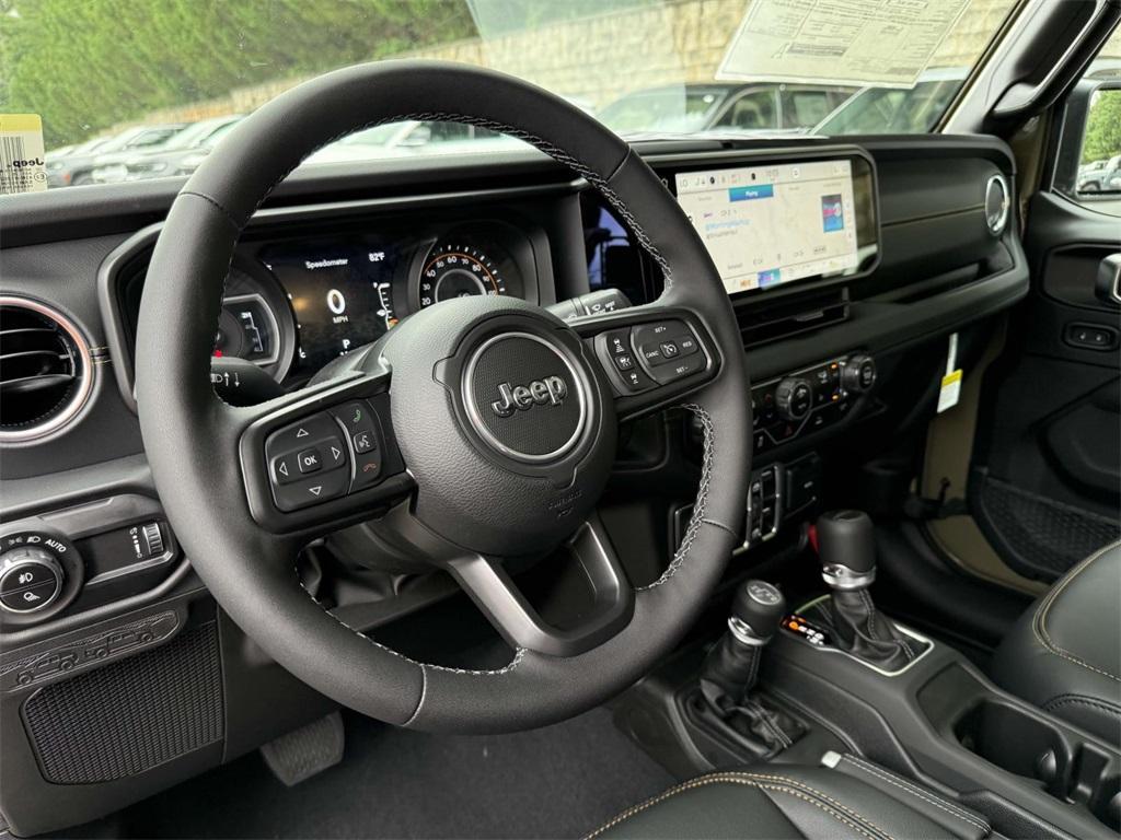 new 2025 Jeep Gladiator car, priced at $43,481