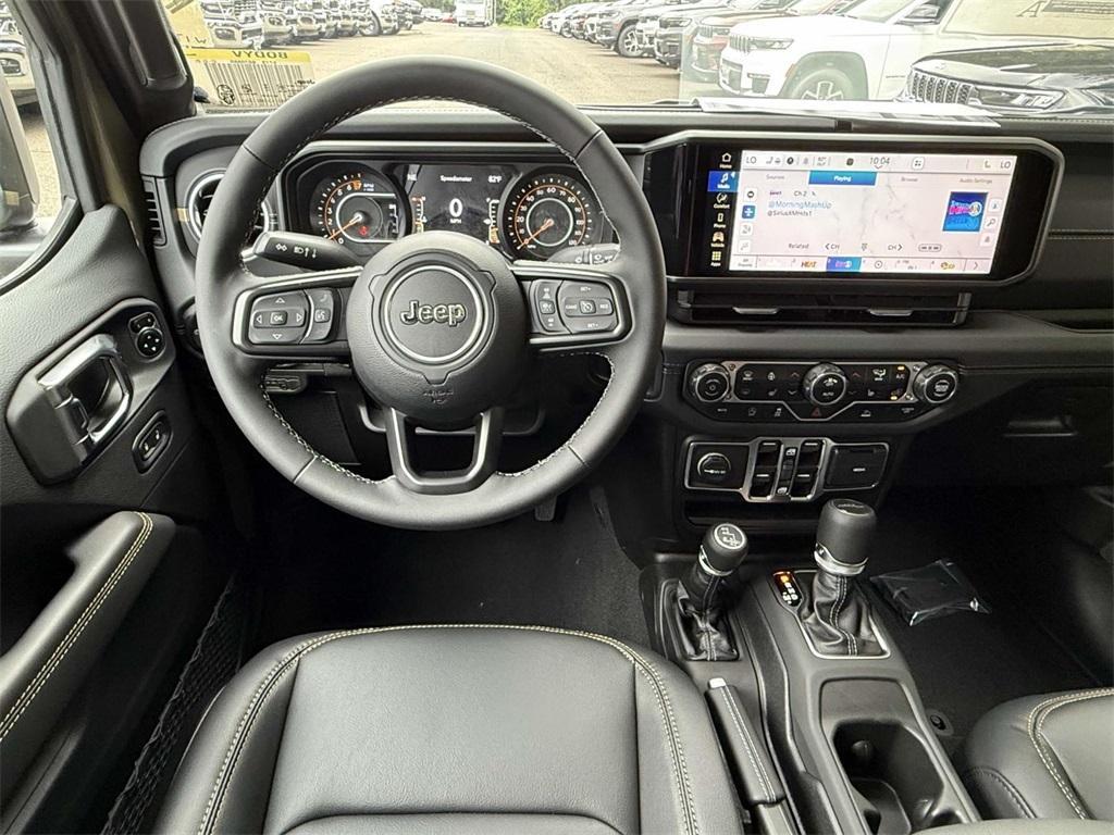 new 2025 Jeep Gladiator car, priced at $43,481
