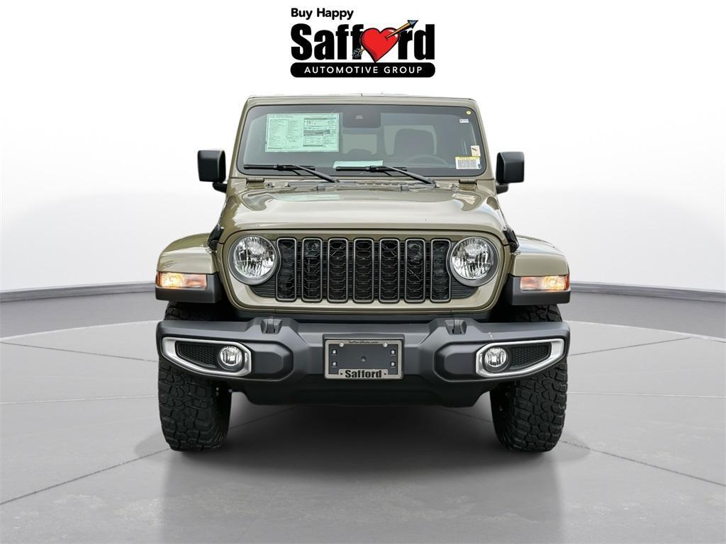 new 2025 Jeep Gladiator car, priced at $43,481