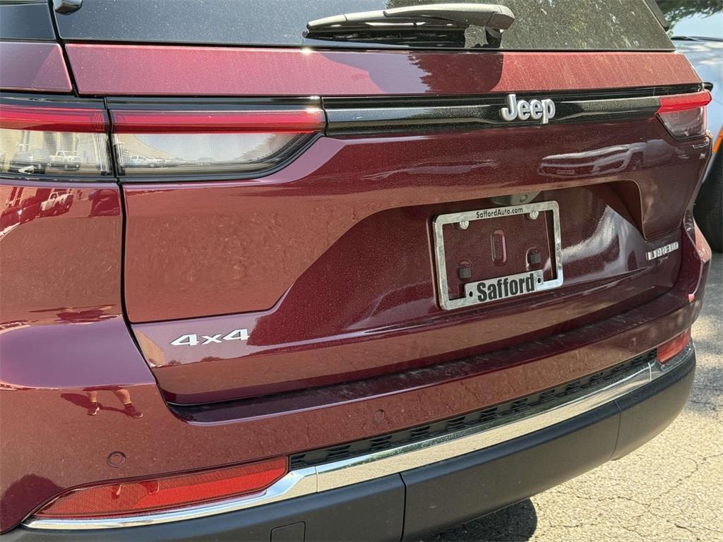 new 2025 Jeep Grand Cherokee car, priced at $37,103