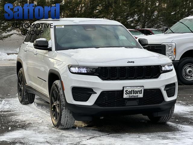 new 2025 Jeep Grand Cherokee car, priced at $40,241