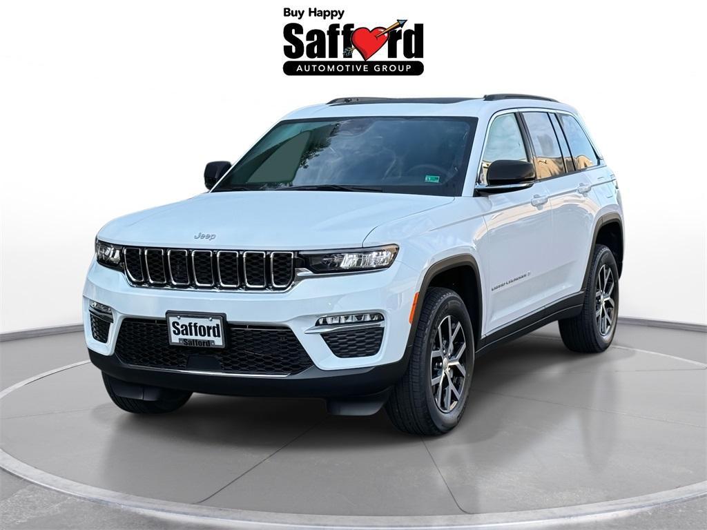 new 2025 Jeep Grand Cherokee car, priced at $41,014