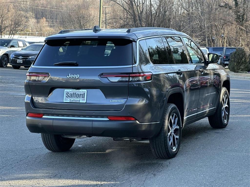 new 2025 Jeep Grand Cherokee L car, priced at $44,029