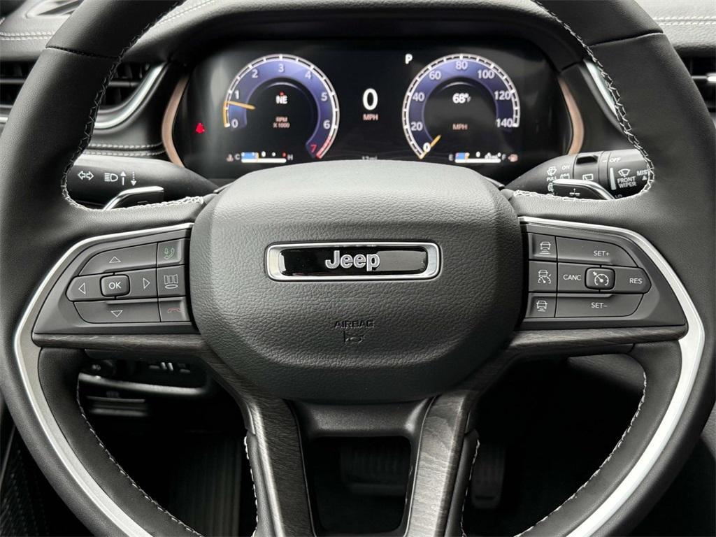 new 2025 Jeep Grand Cherokee L car, priced at $44,016