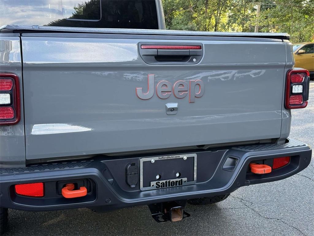 used 2021 Jeep Gladiator car, priced at $34,508