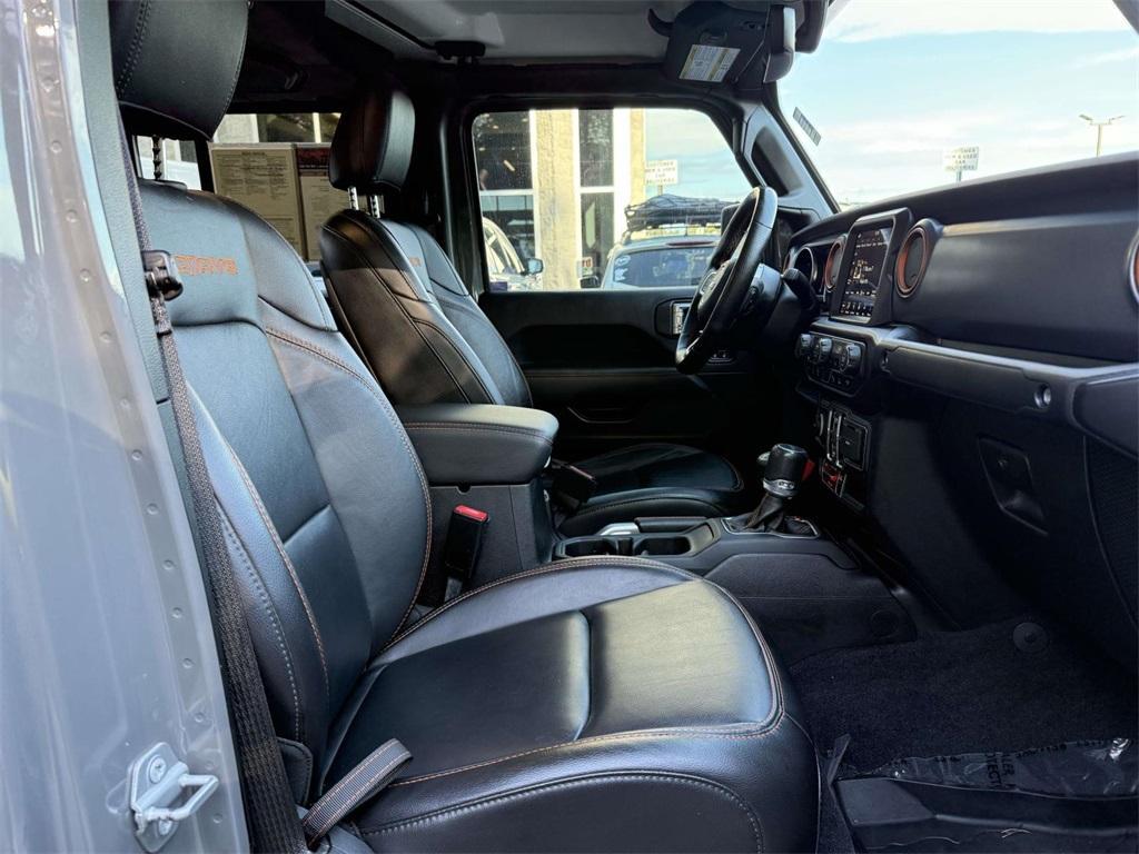 used 2021 Jeep Gladiator car, priced at $34,508
