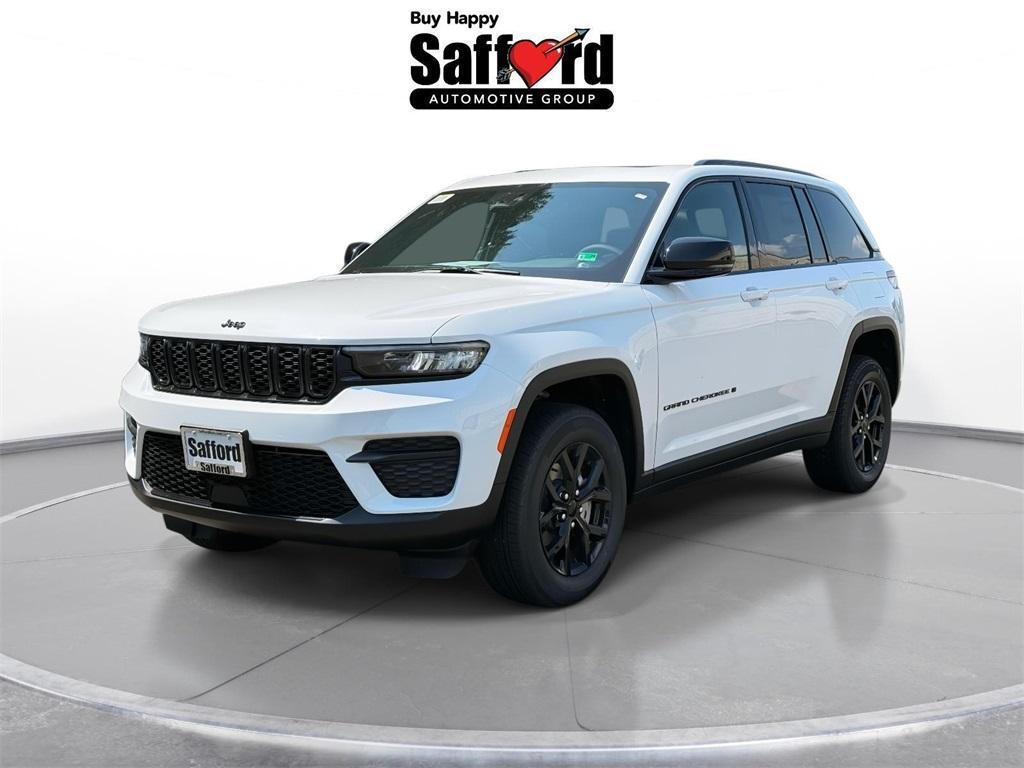 new 2025 Jeep Grand Cherokee car, priced at $36,908