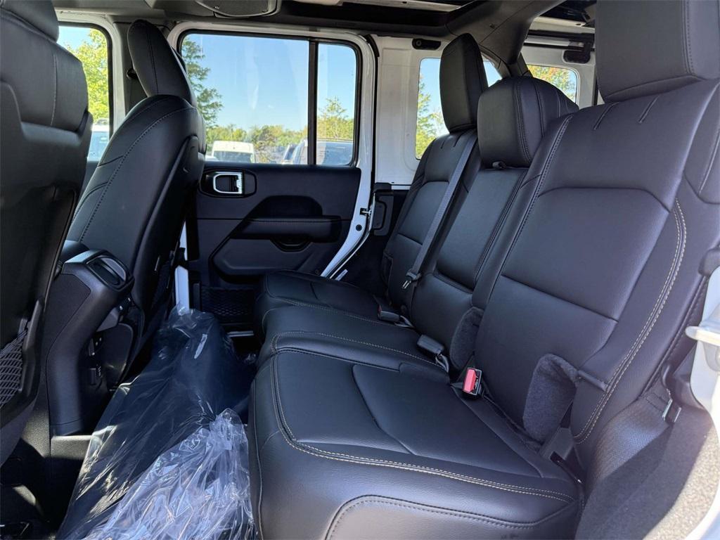 new 2025 Jeep Wrangler car, priced at $52,396