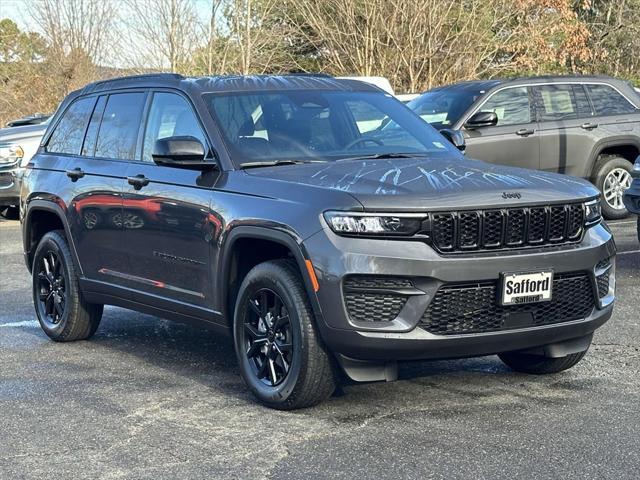 new 2025 Jeep Grand Cherokee car, priced at $39,881