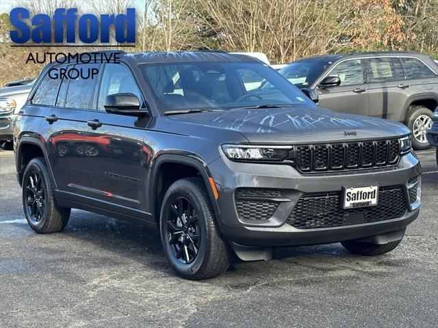 new 2025 Jeep Grand Cherokee car, priced at $39,881