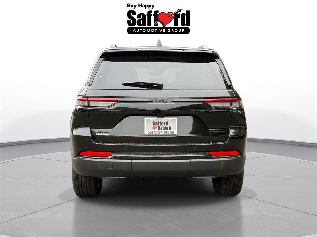 new 2025 Jeep Grand Cherokee car, priced at $45,933