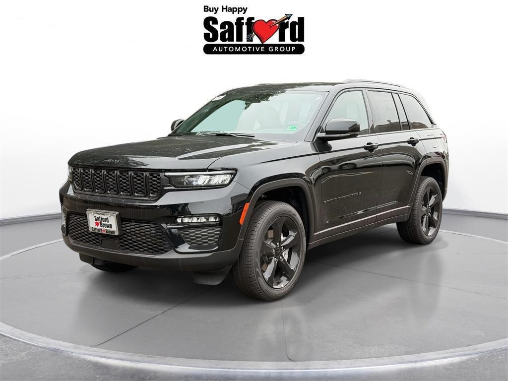 new 2025 Jeep Grand Cherokee car, priced at $45,933