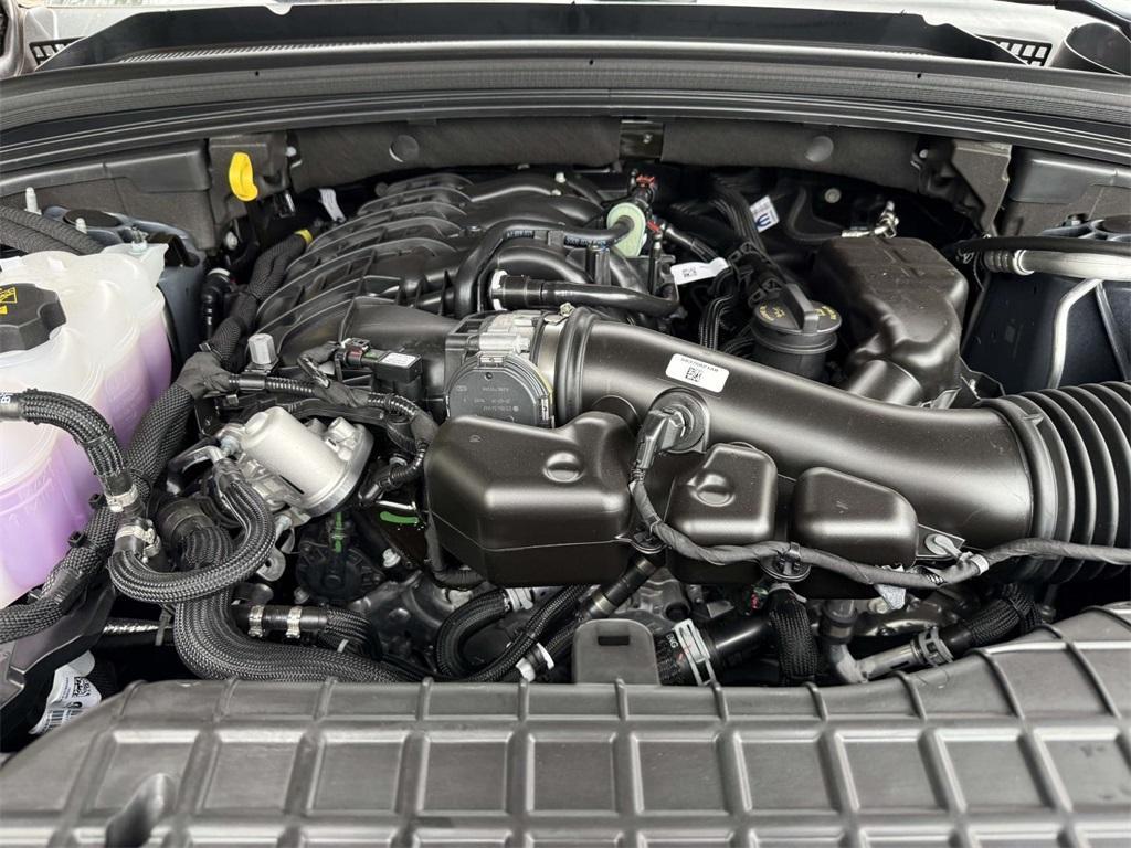 new 2025 Jeep Grand Cherokee car, priced at $45,933