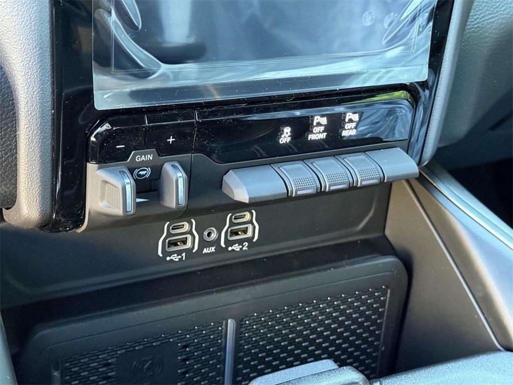new 2025 Ram 1500 car, priced at $51,487