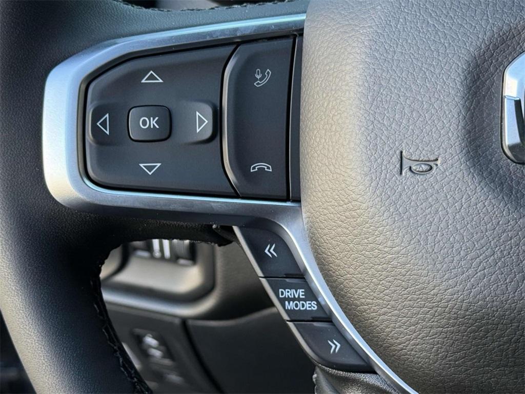 new 2025 Ram 1500 car, priced at $51,487