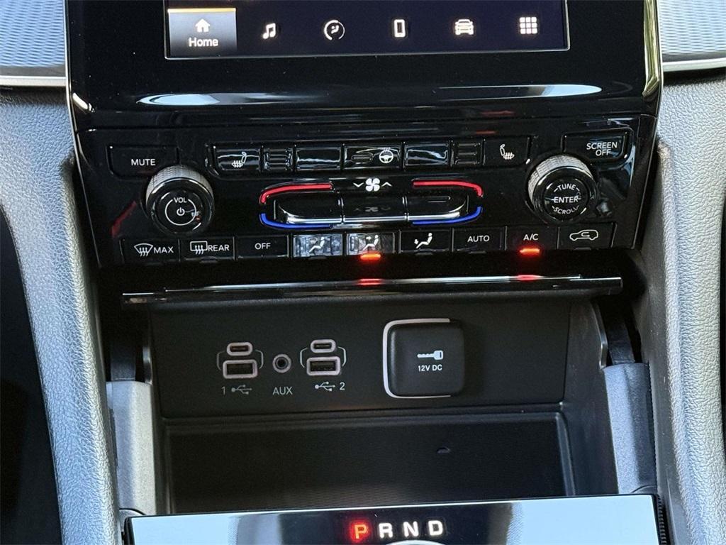 new 2025 Jeep Grand Cherokee car, priced at $37,153