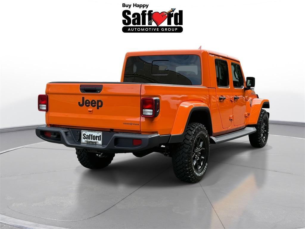 new 2025 Jeep Gladiator car, priced at $44,739
