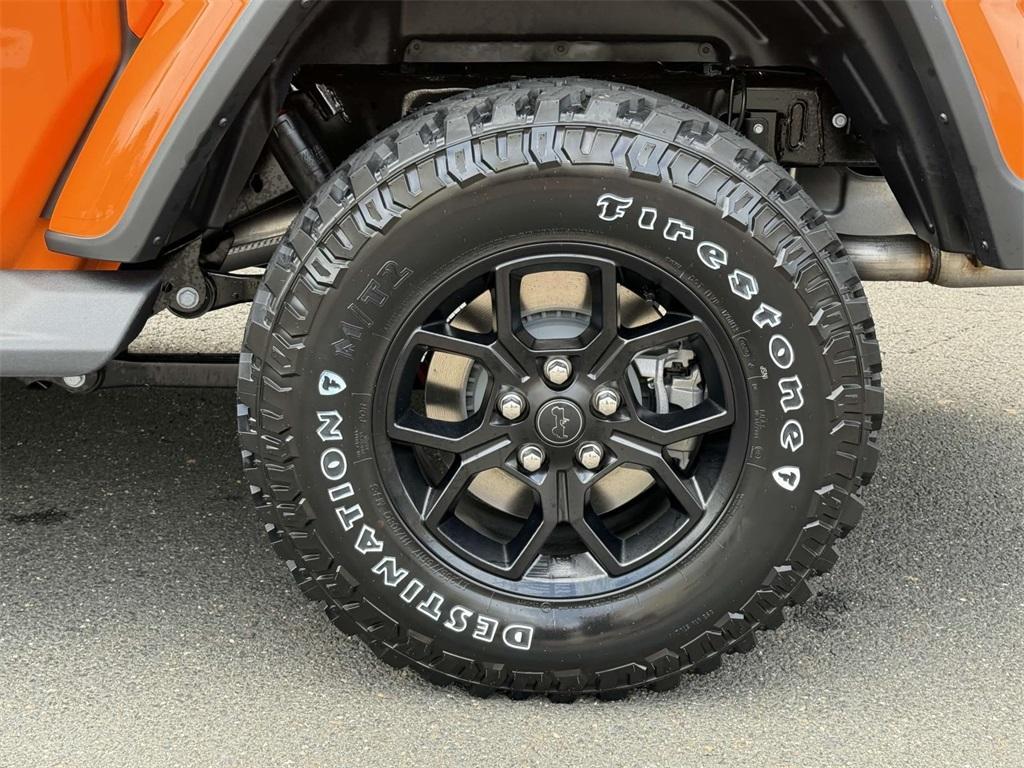 new 2025 Jeep Gladiator car, priced at $44,739