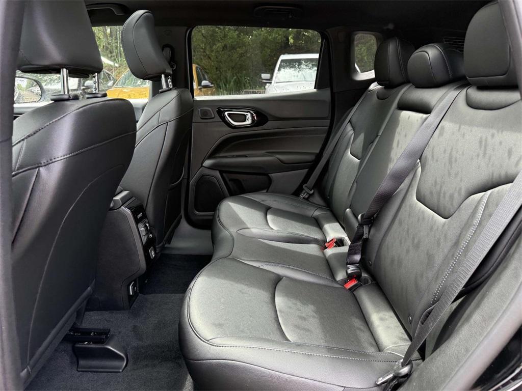 new 2025 Jeep Compass car, priced at $32,912