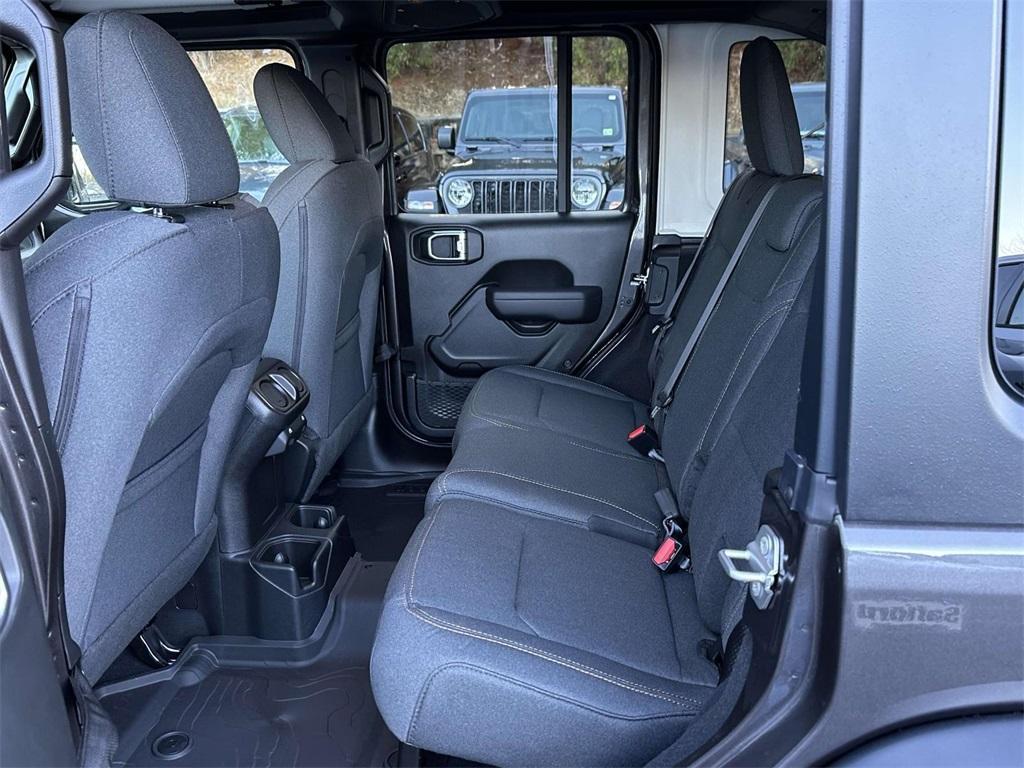 new 2025 Jeep Wrangler car, priced at $42,994