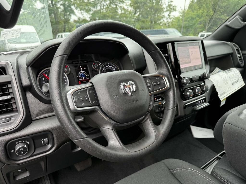 new 2025 Ram 1500 car, priced at $44,520