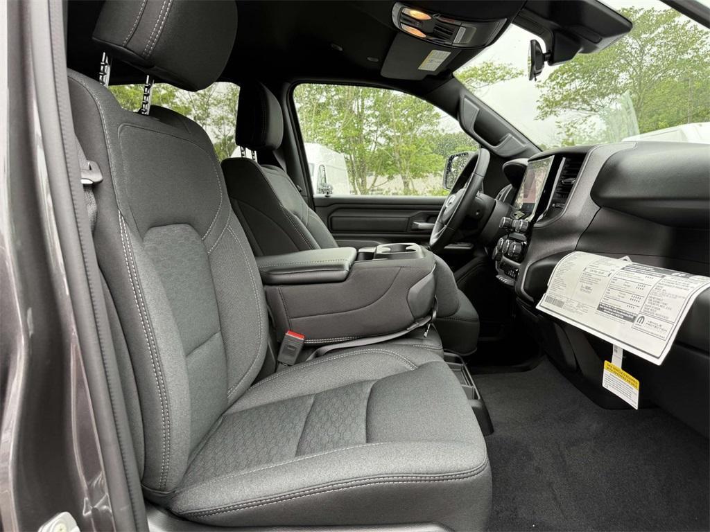 new 2025 Ram 1500 car, priced at $44,520