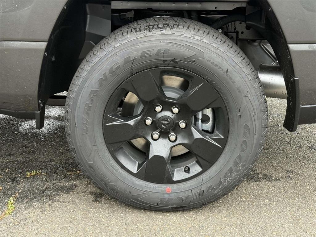 new 2025 Ram 1500 car, priced at $44,520
