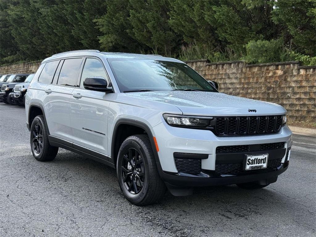 new 2025 Jeep Grand Cherokee L car, priced at $42,540