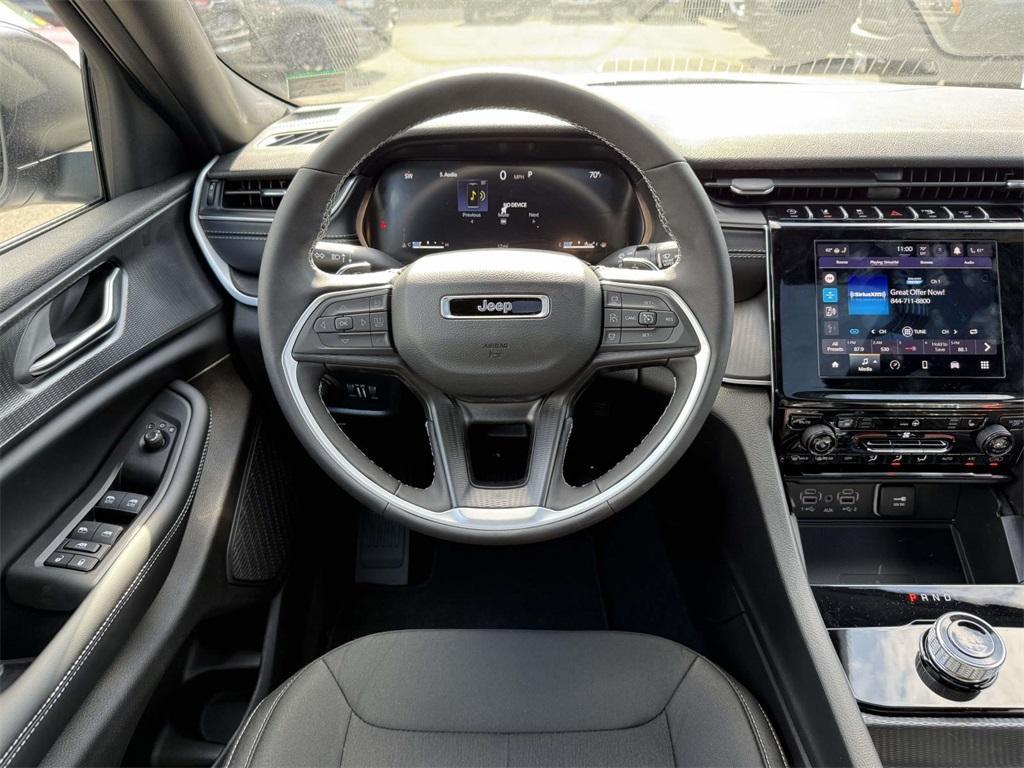new 2025 Jeep Grand Cherokee car, priced at $36,617