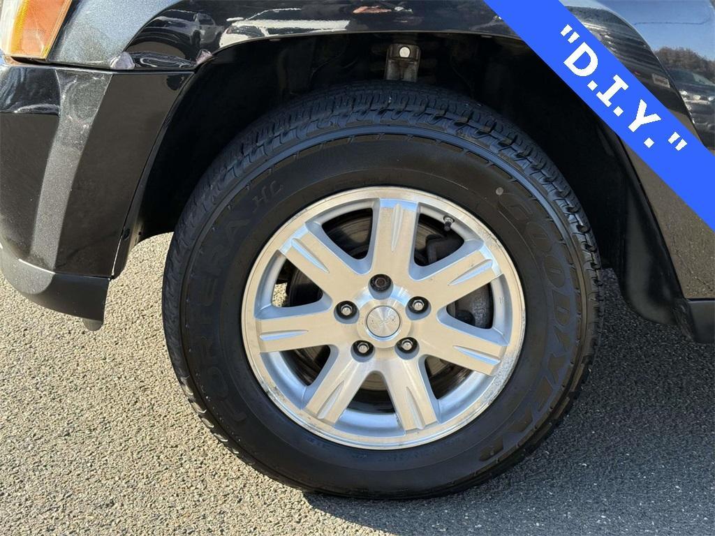 used 2008 Jeep Grand Cherokee car, priced at $2,000