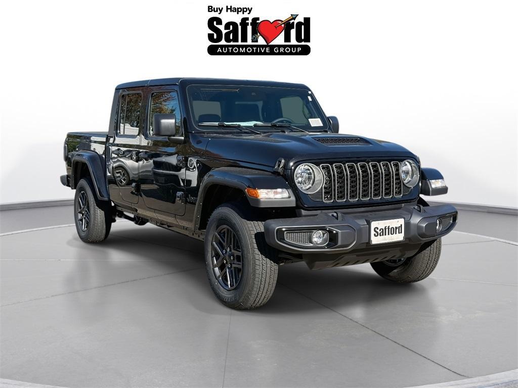 new 2025 Jeep Gladiator car, priced at $42,492