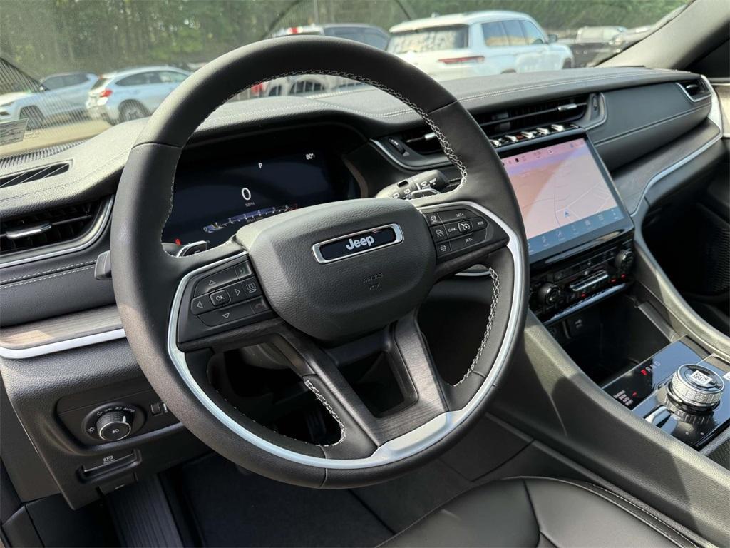 new 2025 Jeep Grand Cherokee car, priced at $41,741