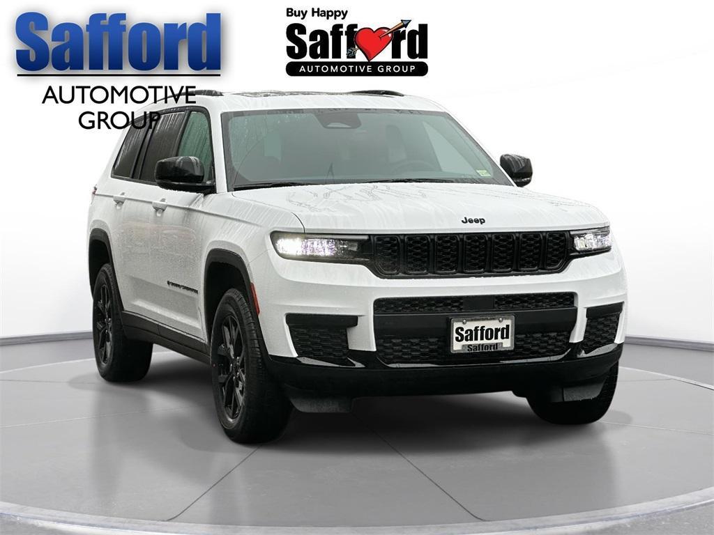 new 2025 Jeep Grand Cherokee L car, priced at $42,422