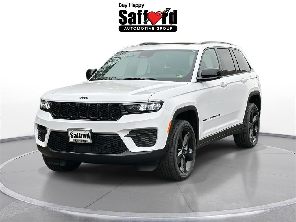 new 2025 Jeep Grand Cherokee car, priced at $39,832