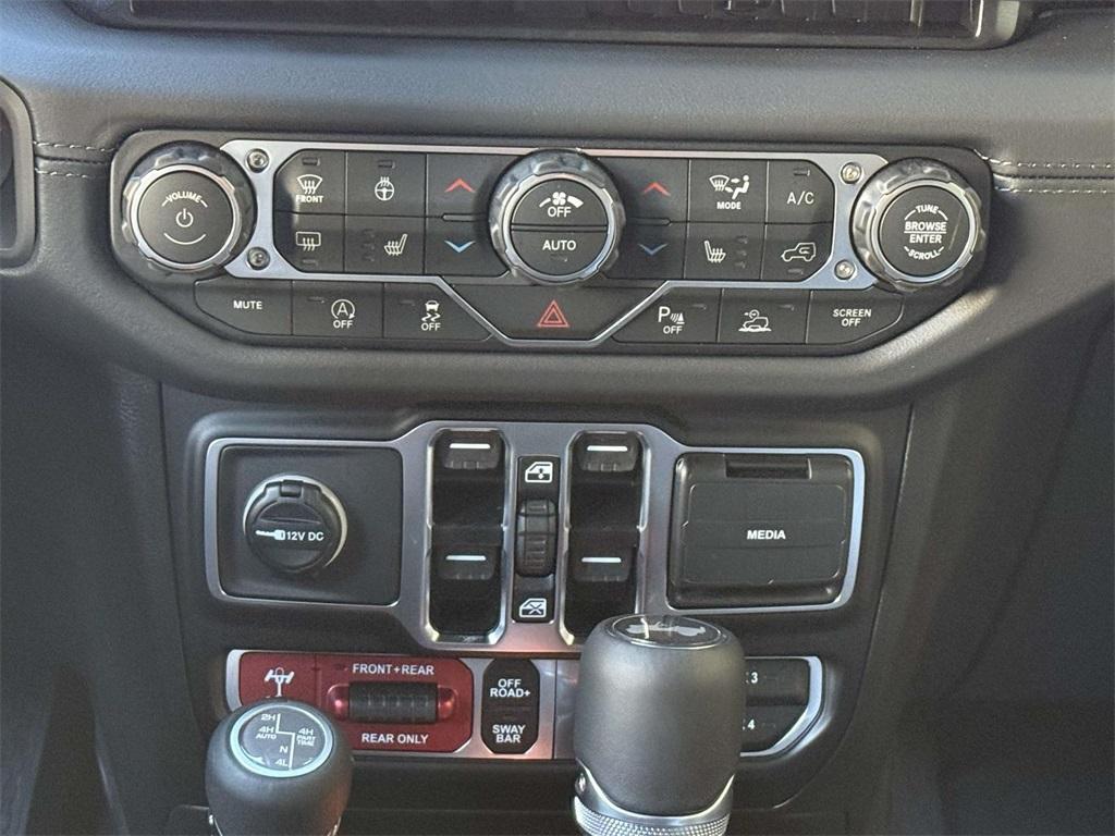 new 2026 Jeep Wrangler car, priced at $65,243